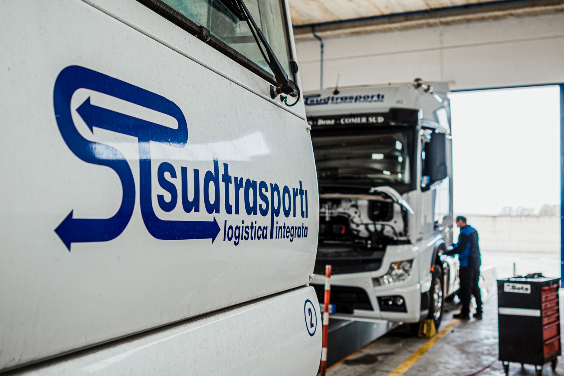 Parco mezzi e Officina - Sud Trasporti