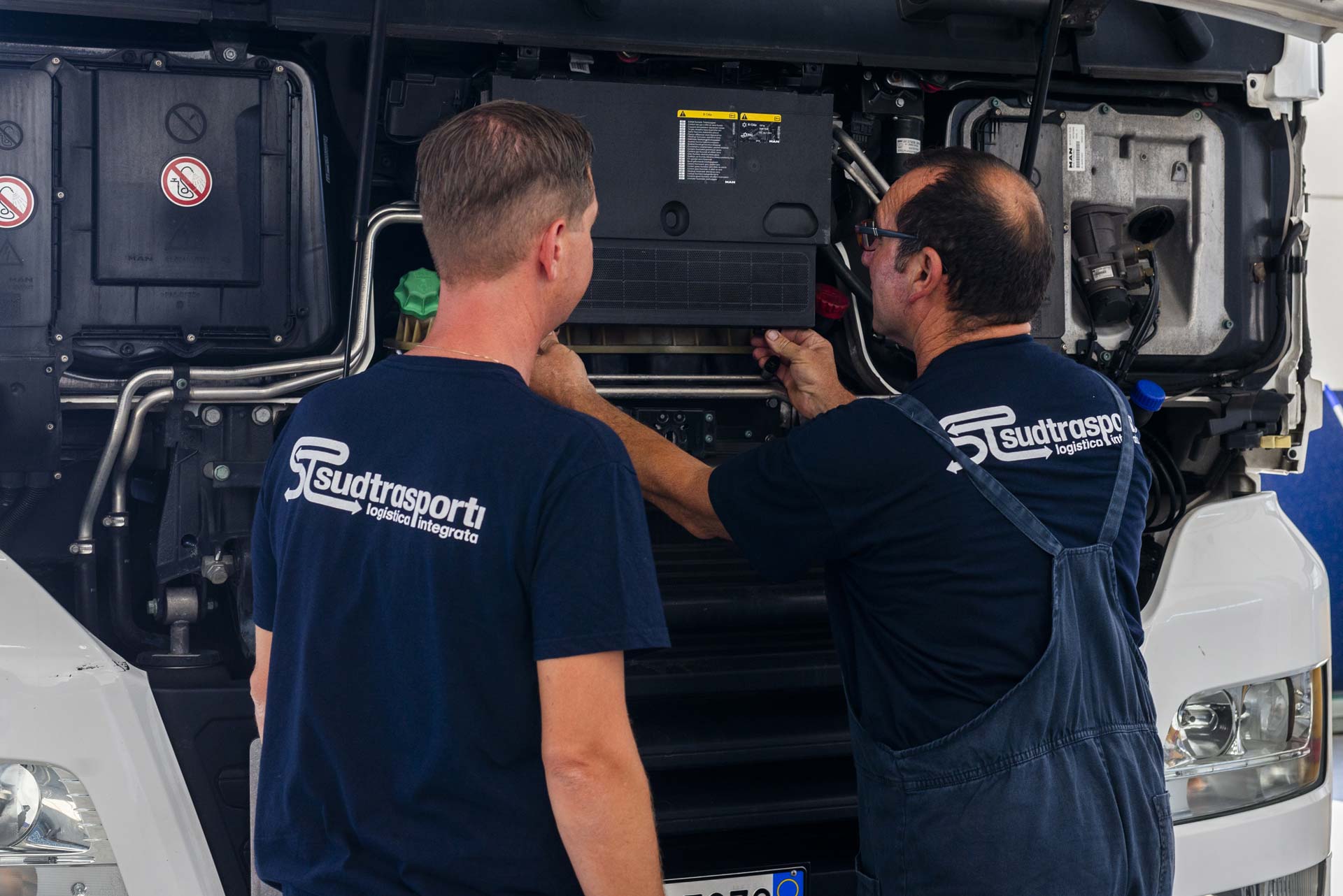 Parco mezzi e Officina - Sud Trasporti